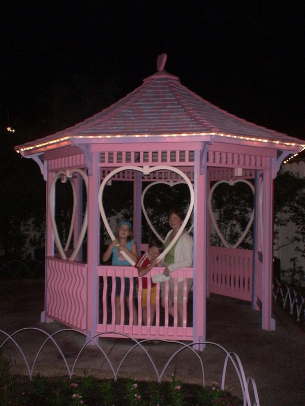 2005-11 James family trip to Florida 233.jpg