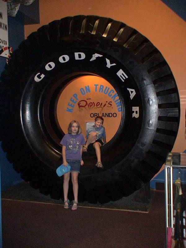 2005-11 James family trip to Florida 243.jpg